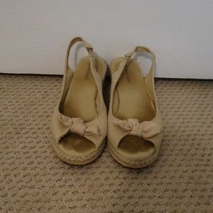 Naturalizer Cream Woven Wedges